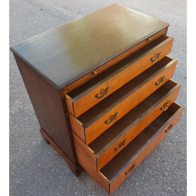 Chippendale 1940s Baker Furniture Satinwood and Walnut Chest With Pull Out Tray For Sale - Image 3 of 12