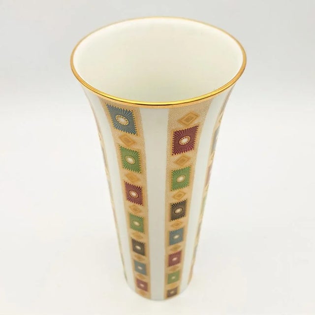 1950s Mid-Century Porcelain Vase from Hutschenreuther, 1950s For Sale - Image 5 of 6