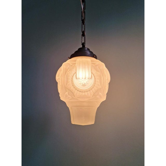 Art Deco Pendant Light in Frosted Clear Glass, 1920s-1930s For Sale - Image 12 of 18