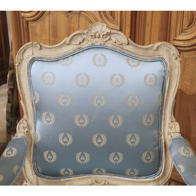 18th Century French Painted Louis XV Fauteuil À La Reine Armchair With Blue Silk For Sale - Image 10 of 18