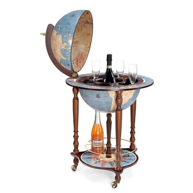 Throughout history, there are figures who have achieved such exceptional feats that they have earned universal recognition...