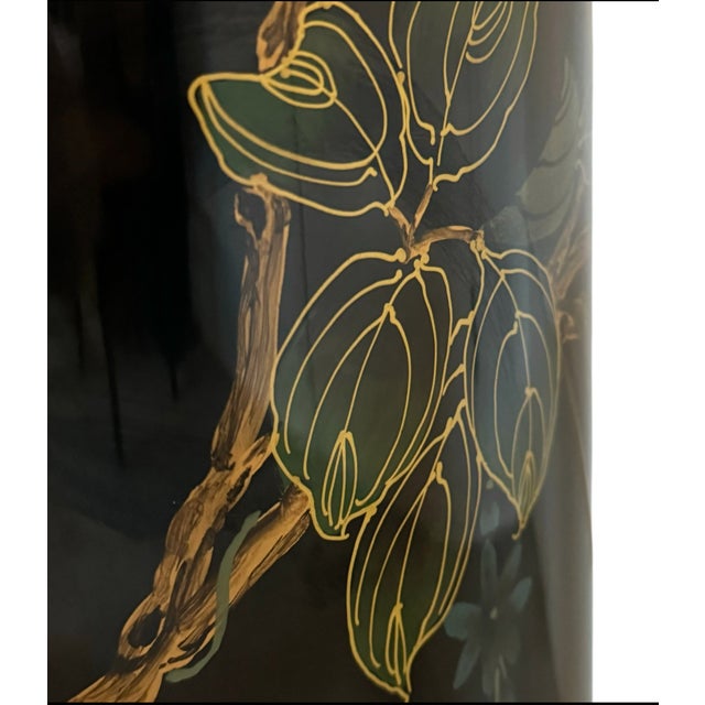 Chinoiserie Pair of Chinoiserie Black Lacquer Cylindrical Pedestals For Sale - Image 3 of 11