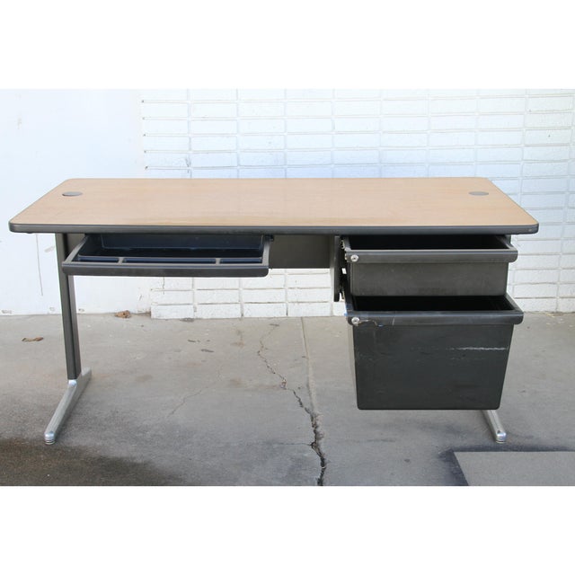 Herman Miller Mid 20th Century Herman Miller George Nelson Action office Desk For Sale - Image 4 of 11