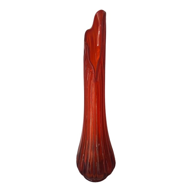 Large 23.5” Vintage Red Ribbed l.e. Smith Swung Glass Vase.. For Sale