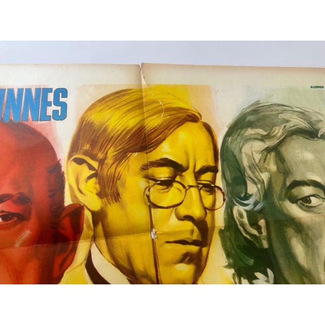 Vintage Italian Movie Poster Kind Hearts and Coronets, 1966, in Good conditions. Designed 1960 to 1969 This piece has an...