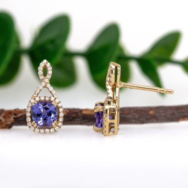 1.55ct Tanzanite Stud Earrings, Solid 14k Yellow Gold – Cushion 5mm For Sale In Columbus - Image 6 of 6