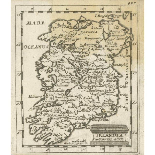 Antique Miniature Map of Ireland by Du Val, 1679 For Sale - Image 6 of 10