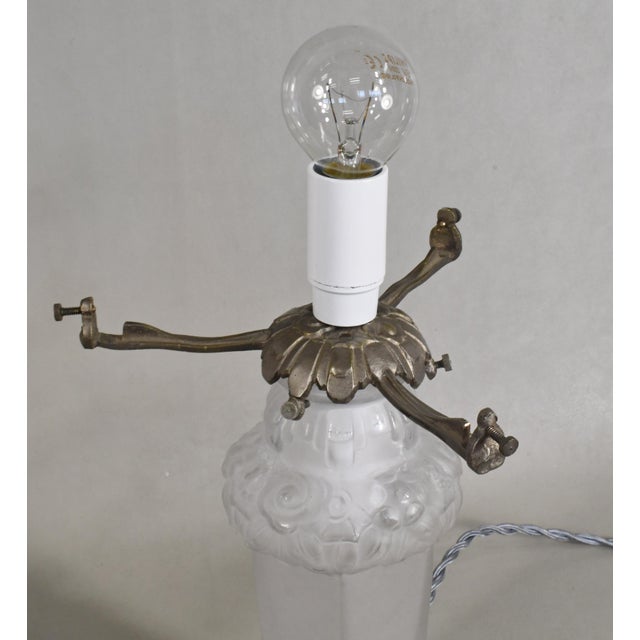 Transparent French Art Deco Mushroom Table Lamp by Pierre d'Avesn Lorrain Daum #2 - 1930s France For Sale - Image 8 of 16