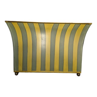Vintage Postmodern Striped Tôle Planter Cachepot With Brass Bun Feet Fd For Sale