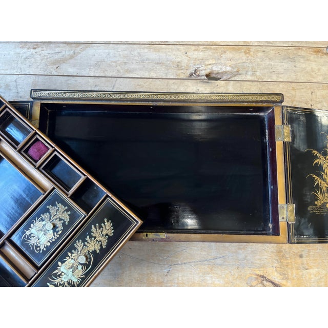 Exceptional Chinese Export Gilt Black Lacquer Chinoiserie Decorated Lap Desk For Sale In Boston - Image 6 of 12