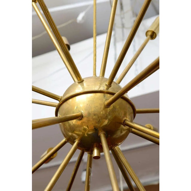 Mid-Century Modern Stilnovo 24 Arm Brass Sputnik Chandelier For Sale - Image 3 of 10