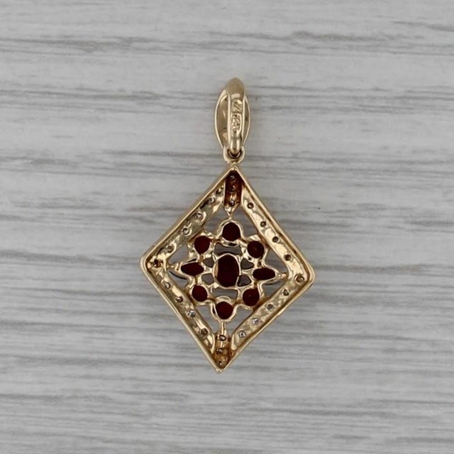 Gemstone Information: - Natural Diamonds - Total Carats - 0.06ctw Cut - Single Color - F - H Clarity - VS2 - SI1 - Natural...