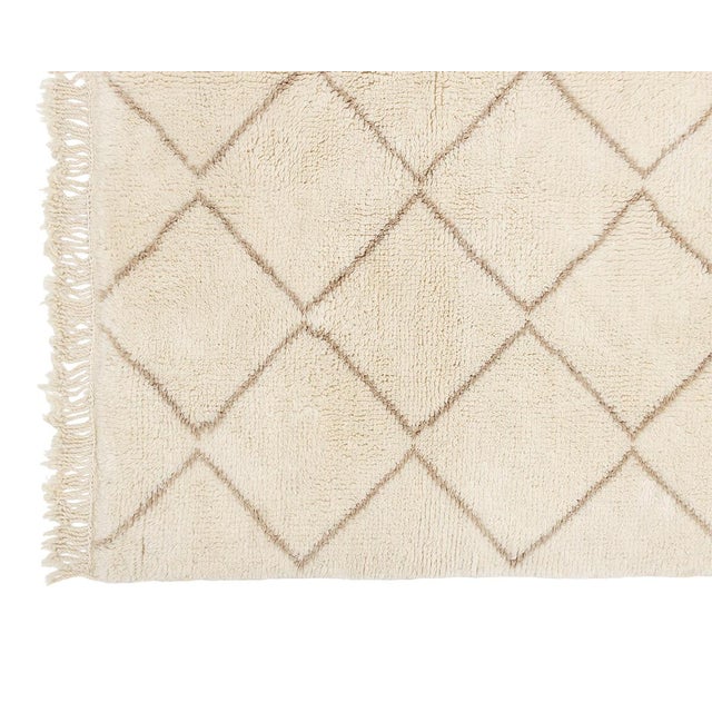 Classic Diamond Lattice Hand-Knotted Wool Rug | 9'6" X 6'7" | One of a Kind For Sale - Image 6 of 9