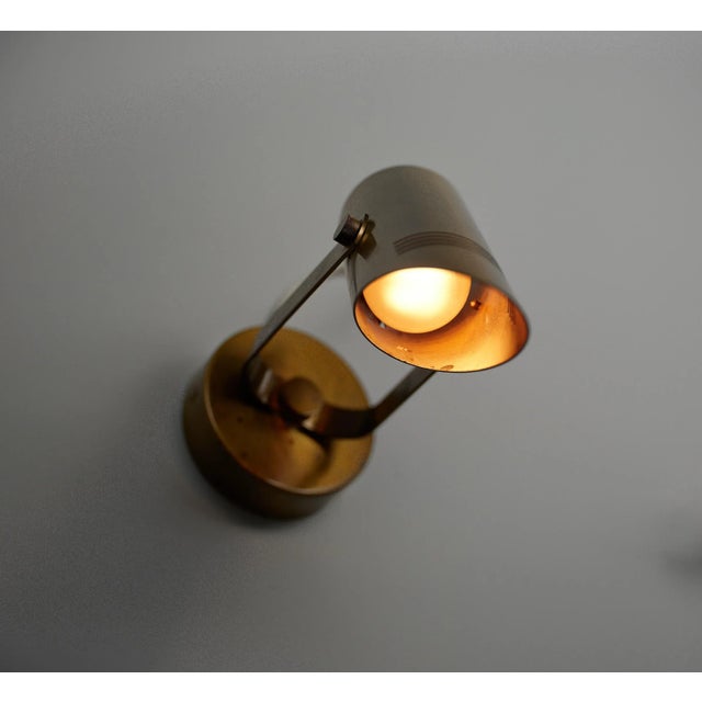 Mid-Century Modern Italian Adjustable Brass Wall Lamps, 1960s, Set of 2 For Sale - Image 10 of 11