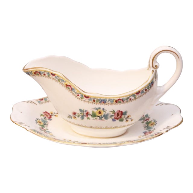 1970s Wedgwood English Bone China Gravy Boat For Sale