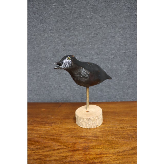 Early 20th Century Carved Black Crow Folk Art Decoy on Wood Base For Sale In Philadelphia - Image 6 of 12