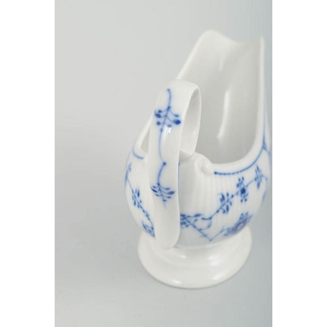 Blue Fluted Plain Porcelain Sauce Boat from Royal Copenhagen, 1980s For Sale - Image 3 of 5