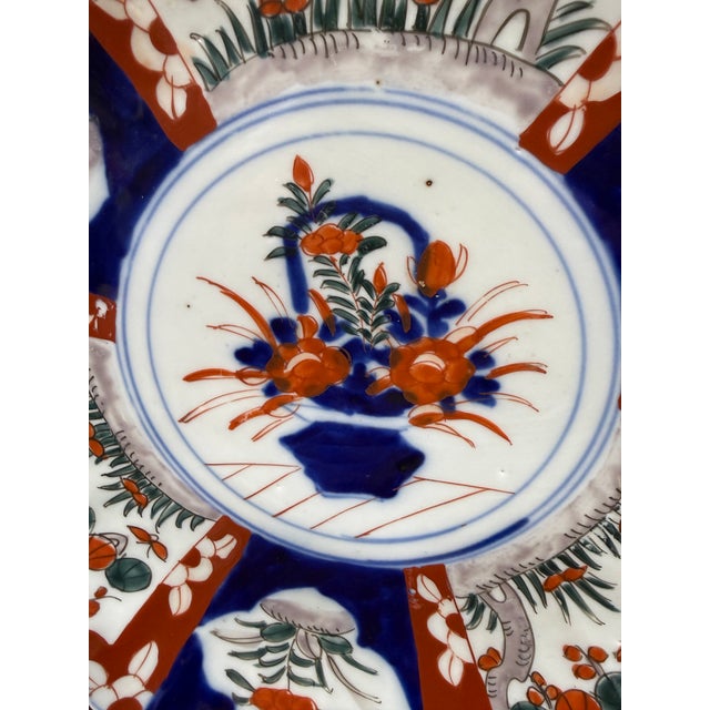 Antique Japanese Imari Charger With Scalloped Edge, Late 19th Century For Sale - Image 9 of 9