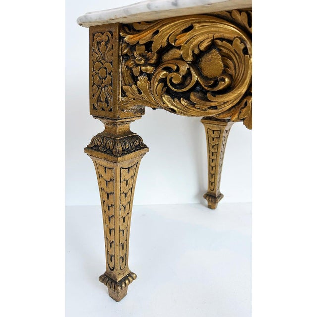 Italian Late 19th-Early 20th Century Louis XVI Style Giltwood and Marble Table For Sale In Miami - Image 6 of 10