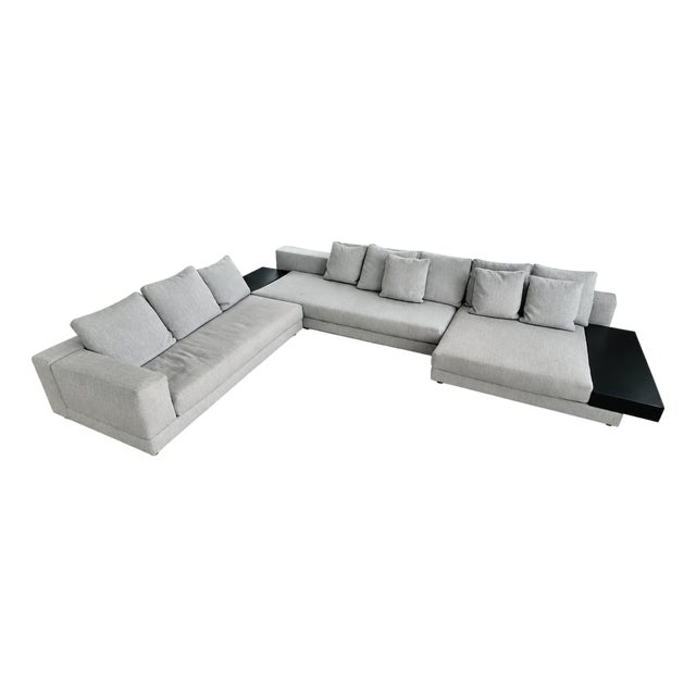 2013/2014 Vintage Minotti Large L- Shaped White Seating System Sofa Designed by Rodolfo Dordoni. For Sale