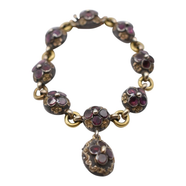 Late 19th Century Garnet Locket Link Bracelet For Sale