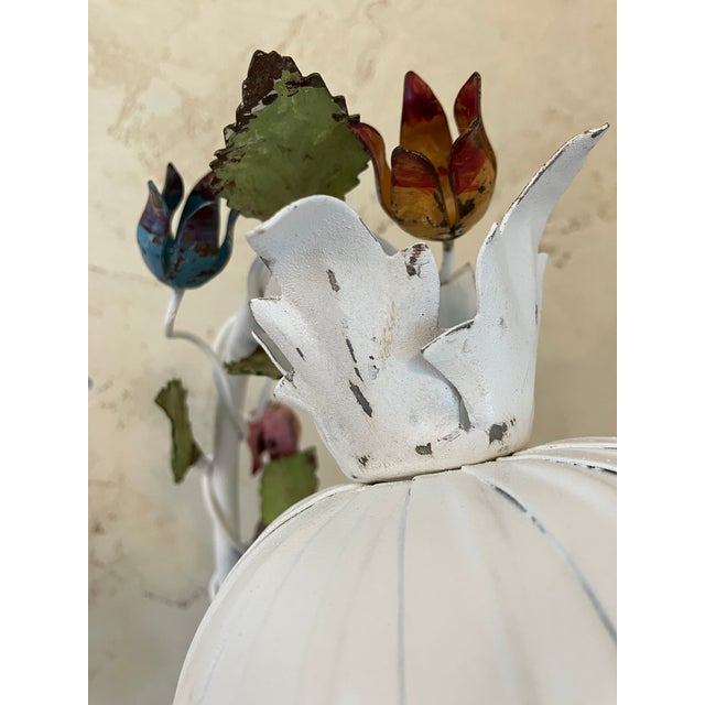 Pair of Vintage Italian Tulip Shade Floral Table Lamps For Sale - Image 17 of 18