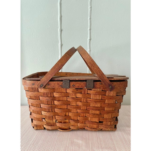 Folk Art Woven Hinged Lid Picnic Basket with Handles For Sale - Image 3 of 10