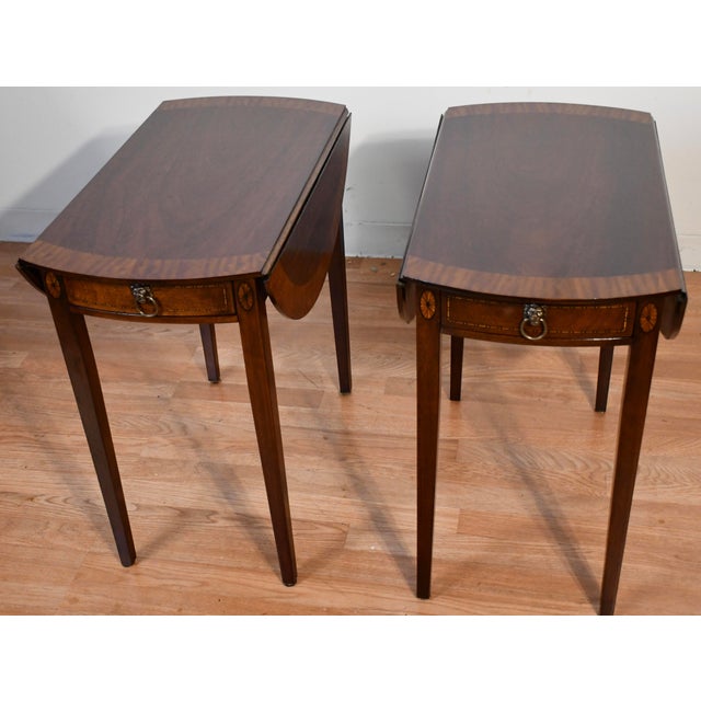 1930s 1930s Pair of English Regency Mahogany Banded Satinwood Pembroke Side Tables / End Tables For Sale - Image 5 of 16