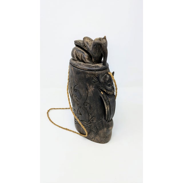 1940s Artisan Folk Art Borneo Dayak Tribe Bahau Water Container For Sale In Portland, OR - Image 6 of 11