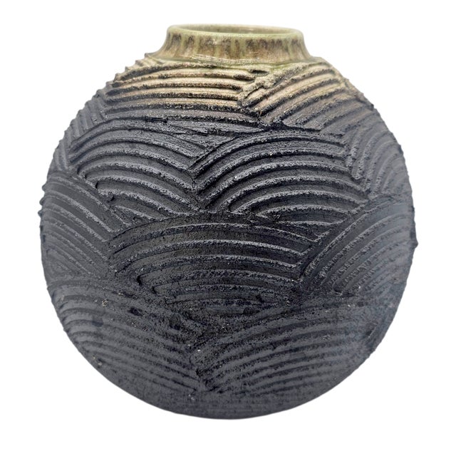 Charcoal 1990s Japanese Shigaraki Stoneware Textured Wave Vase With Original Box For Sale - Image 8 of 14