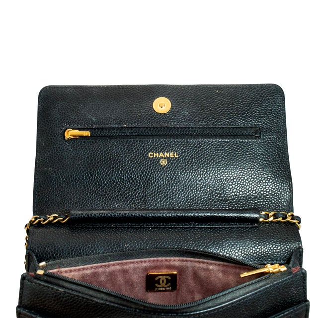 Chanel Classic Quilted Black Lambskin Wallet on Chain With Gold Hardware Bag For Sale - Image 11 of 13