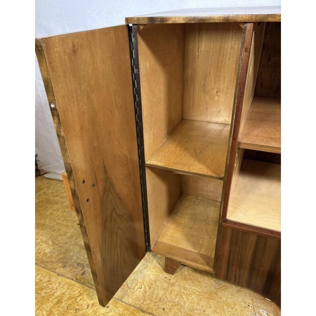 Art Deco Walnut Display Cabinet, 1930s For Sale - Image 3 of 11