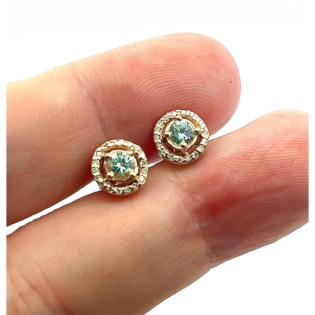 Metal Natural White Sapphire Diamond Stud Earrings 14k Yellow Gold 0.97 TCW Certified For Sale - Image 7 of 11