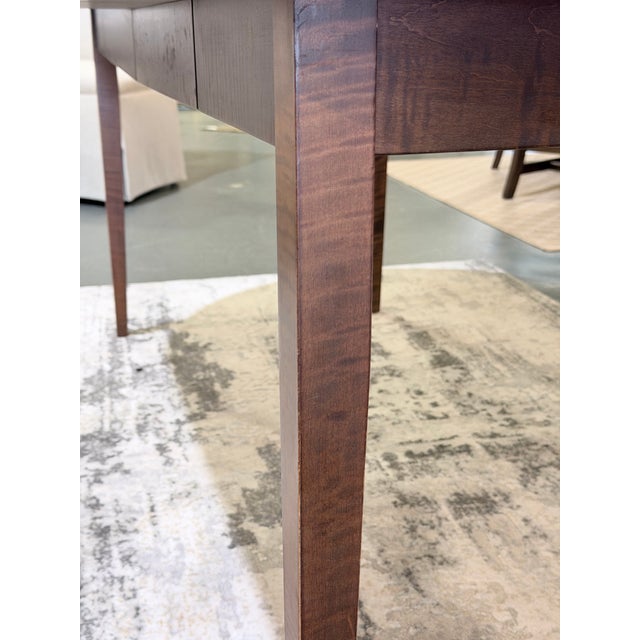 Wood Vintage Asher Benjamin Tiger Maple Extension Dining Table Set For Sale - Image 7 of 11