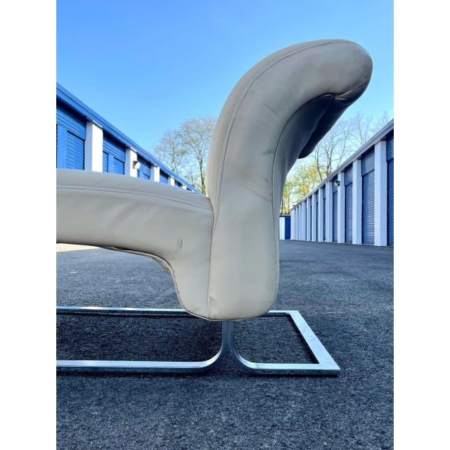 Off-white Mid Century Chrome and Leather Chaise Lounge For Sale - Image 8 of 13