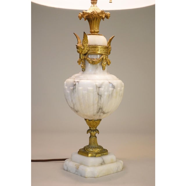 Victorian 1910s Elaborate Victorian Neoclassical Bronze Gilt Urn Marble Table Lamp For Sale - Image 3 of 14