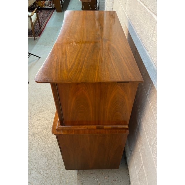 Mid-Century Modern Walnut Highboy Dresser by Young Mfg., Attributed For Sale - Image 10 of 17