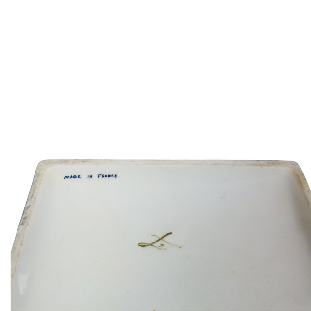 Antique French Sèvres-Style Porcelain Hinged Trinket Box - Birds & Flowers, Late 19th C. For Sale - Image 14 of 14