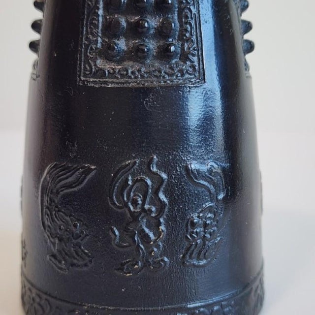 Mid-Century Japanese Nanbu Tekki Architectural Temple Bell For Sale In Los Angeles - Image 6 of 14