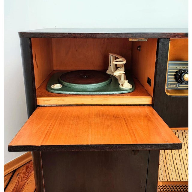 Czechoslovakian Radio & Turntable, 1960s For Sale - Image 14 of 18
