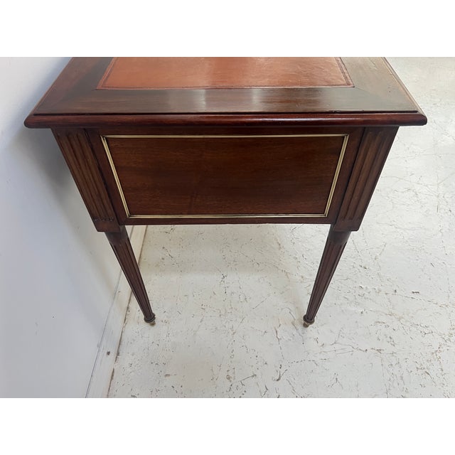 Wood 20th Century Louis XVI Mahogany and Mahogany Veneer Desk For Sale - Image 7 of 16