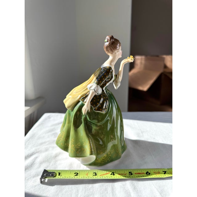 Late 20th Century Royal Doulton Figurine ~ “Fleur” ~ Hn 2368 For Sale - Image 10 of 11