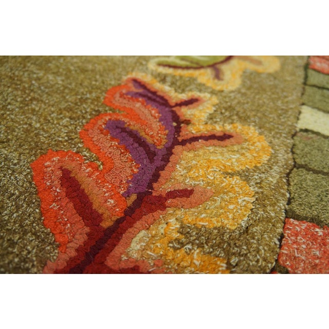 Late 19th Century 1890s Green Asparagus Foliate Antique American Hooked Rug 4' 3" X 5' 8" Handknotted Wool Carpet For Sale - Image 5 of 6