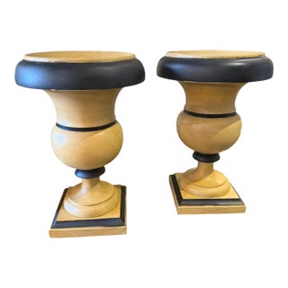 1930s Art Deco Black and White Ivory Lacquered Wood Italian Candlehloders For Sale
