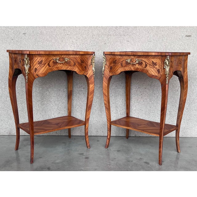 18th Century Style French Louis XV Marquetry Side Table or Nightstands, a Pair For Sale - Image 17 of 18