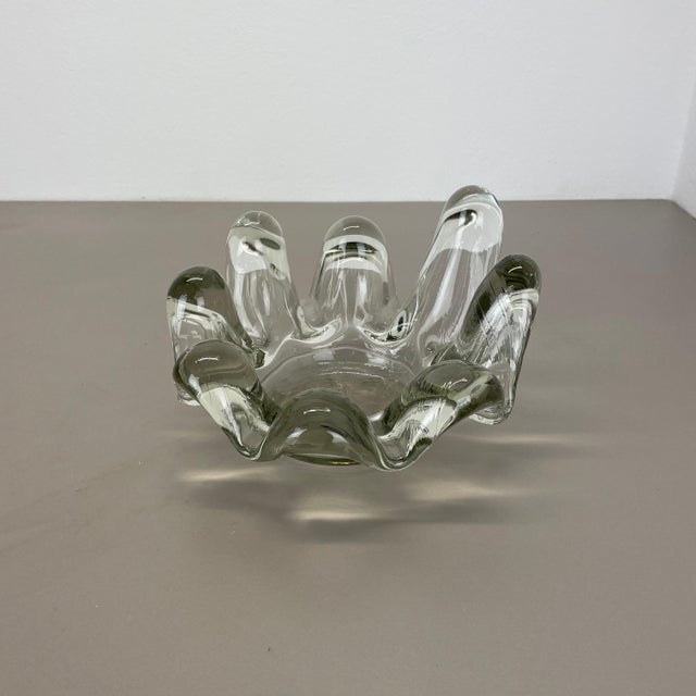 Large Brutalist Lucid Glass Bowl Element Shell Ashtray, France, 1970s For Sale - Image 4 of 18