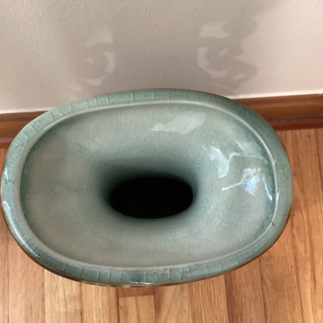 Chinese Mid Century Baluster Porcelain Ceramic Glazed Crackle Deep Green Vase With Molded Handles Oriented Style For Sale - Image 3 of 12