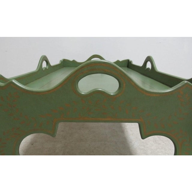 1990s Niermann Weeks Paint Decorated Parson Tray Top Serving Coffee Table For Sale - Image 11 of 12