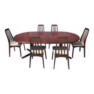Danish Modern Rosewood Dining Table and Chairs - Set of 6 For Sale