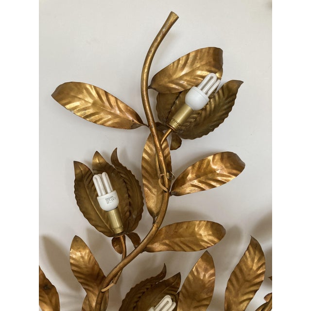 Metal Hollywood Regency Gold-Colored Floral Brass Wall Lamp by Hans Kögl, 1960s For Sale - Image 7 of 14